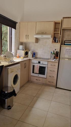 廚房, #Pissouri #Писсури 1+1bed in 皮蘇里