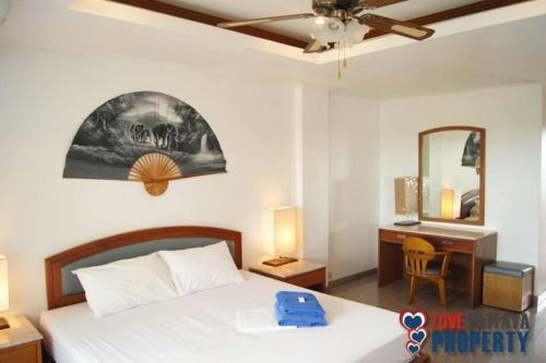 1. Studio at Somphong Ban Amphur beach Thailand