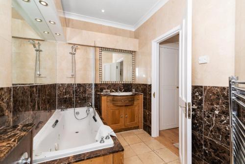 GuestReady - Classy Vibes in Notting Hill