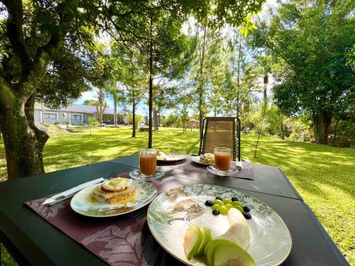 Restaurace, Summerfields & Gardens Lodge in Kitwe