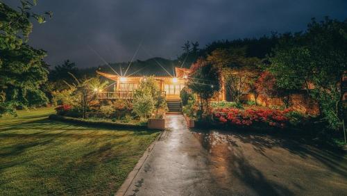 Yeosu Hanulchaeok Pension in Sora-myeon