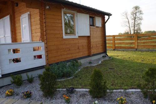 Drewniany Zakątek z sauną i jacuzzi