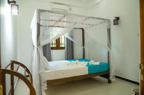 Deluxe Double Room image 6