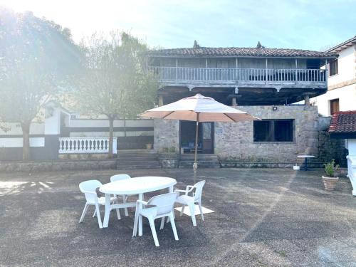 La Costana - San Cucao de Llanera in Santullano