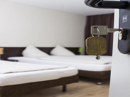 ホテル ペンション ヴィクトリア