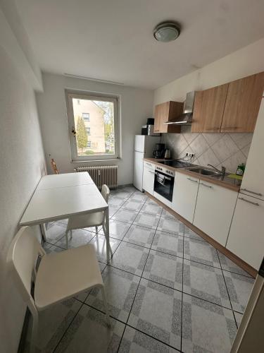 Domum 7 Ferien- Monteurapartments inkl Wlan und Waschmaschine in Kamen in คาเมน