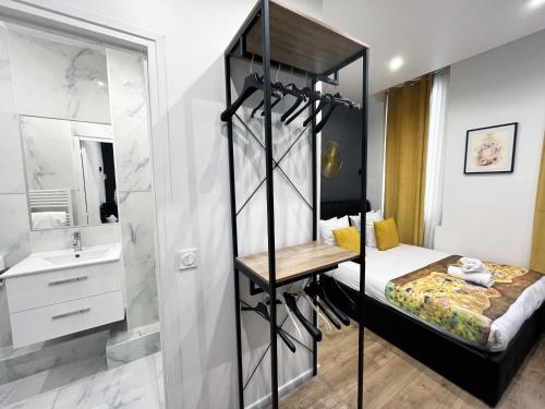 Urban Flat 157 - Coco Chanel Flat in Montorgueil - image 3