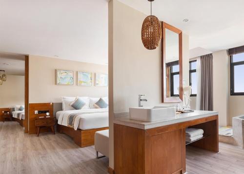 Suite, executive