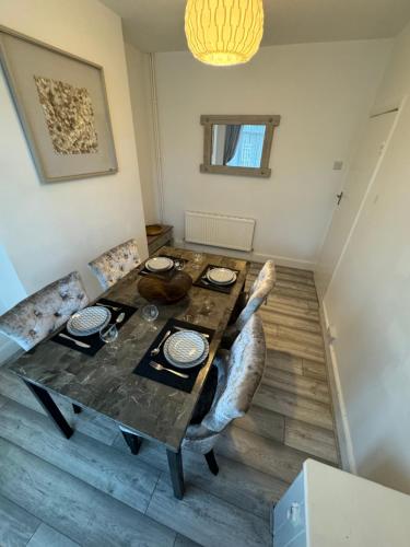 Fasiliteter, 3-Bed House, Birmingham in Perry Common