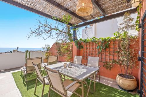 Mar de fondo en Pedregalejo