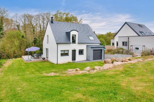 Maison pour 8 sur la Riviera Bretonne in 拿伏爾富埃南