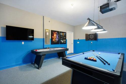Last Minute Disney Getaway! Private Pool, Hot Tub & Games Room. Book Now! #29300 in Davenport, USA