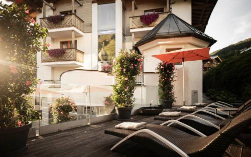 evaVILLAGE - image 6