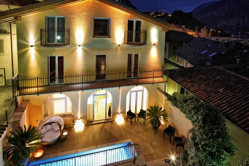 Villa Maggie on Lake Como - Lago di Pusiano