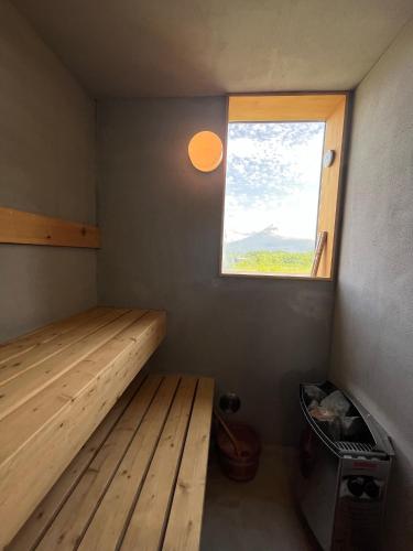 Straddie House Niseko in Niseko Station