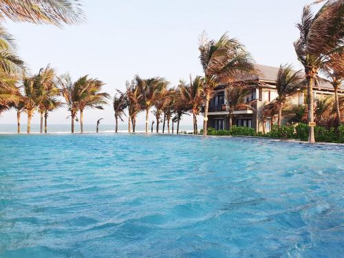 Exterior view, Starlight Villa Beach Resort & Spa in Ham Thuan Nam