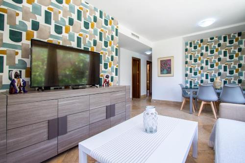 Apartamentos Villablino Arturo Soria - image 2