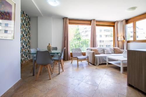  Apartamentos Villablino Arturo Soria in Madrid