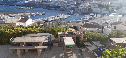 Cabanon Vue mer et calanques Les Goudes, Marseille (fotografie 8)