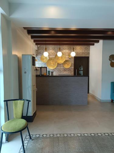 Előcsarnok, Diviyum Manor near Veer Savarkar nemzetközi repülőtér