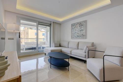 Aqua Apartments Marbella - image 3