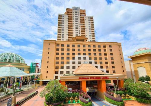 Sunway Studio Homestay with Balcony Theme Park View Connecting Sunway Pyramid Mall & Sunway Lagoon