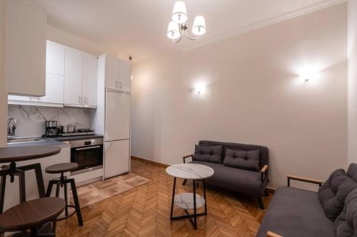 Metaxourgio 1st Floor - image 7