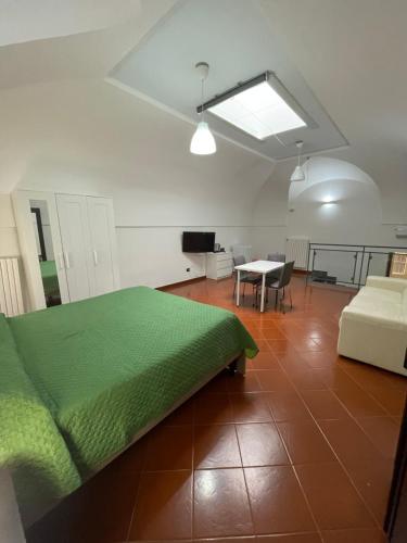 Dante Rooms - image 14