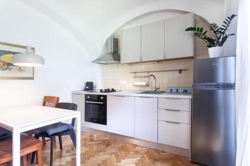 Green Oasis Apartment In The City With A Patio, Lublaň (fotografie 9)