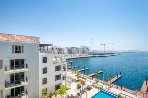 The Smart Concierge - La Rive Port De Lamer near North Beach