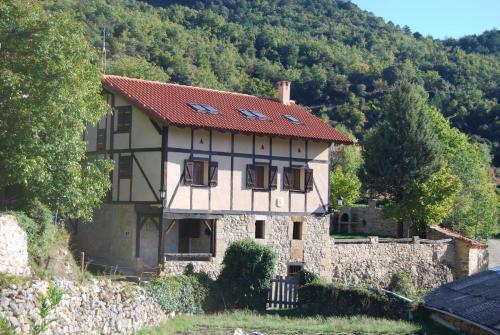 Casa Rural Natura Sobron - Accommodation - Sobrón