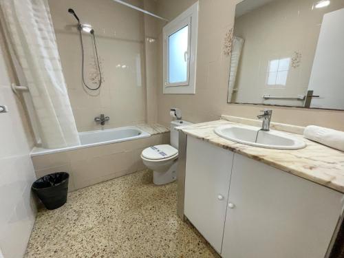 Apartment Escor - image 12