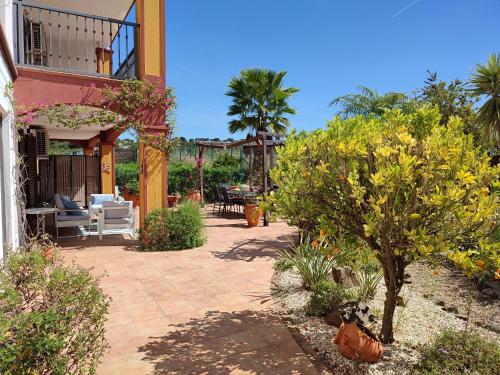 Costa Esuri Ayamonte Las Encinas Luxury 3-bedroom apartment - huge garden
