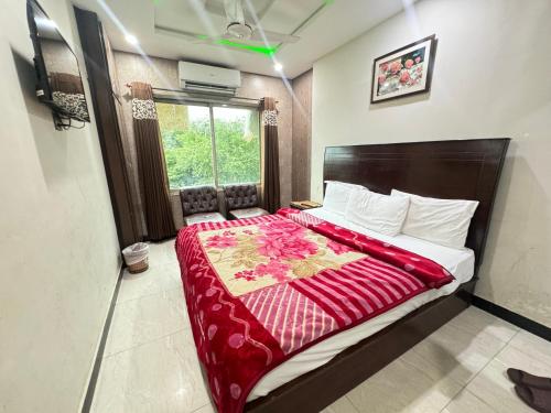 Millat Hotel G9 – Islamabad, WV