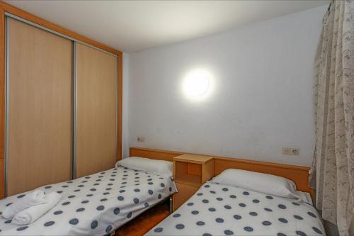 One-Bedroom Apartment image 1