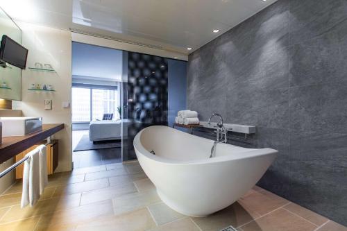 Presidential Suite with Panoramic View