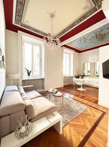 Lis Apartment, Milán