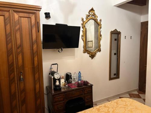Luxury Venetian Rooms - image 8