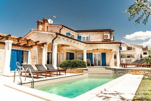 Villa with Private Pool