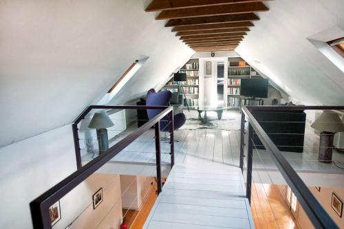 المنظر الخارجي, Aikwood Tower in سيلكيرك