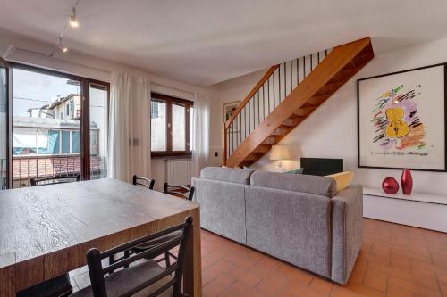 Poggio Imperiale Apartment by Mamo Florence - image 7