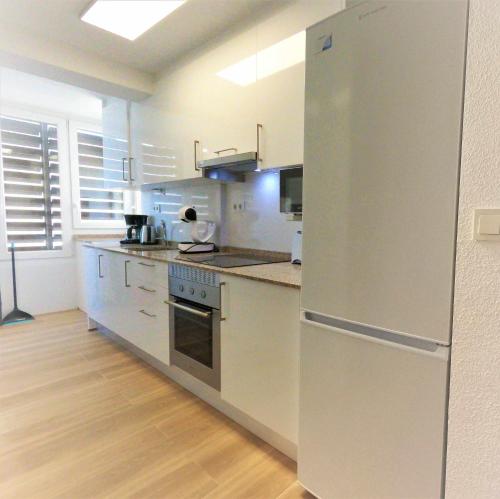 Apartment with Sea View image 10