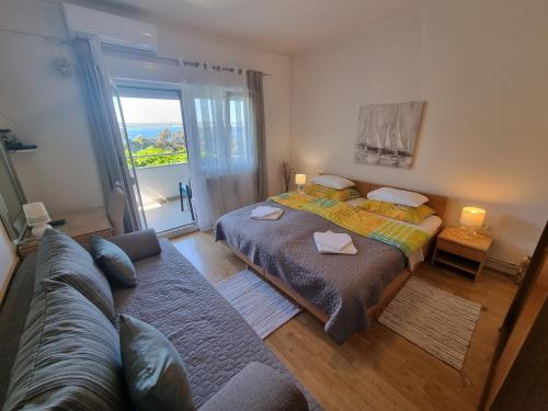 Two-Bedroom Apartment image 5