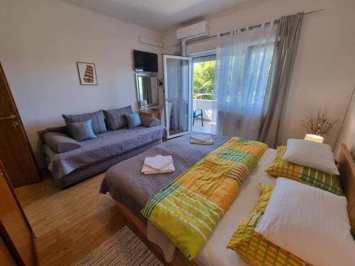 Two-Bedroom Apartment image 4