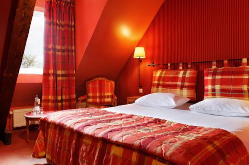 room detail thumbnail 1
