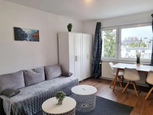 Modern Apartment in Offenbach with Big Living Room in Offenbach, Deutschland