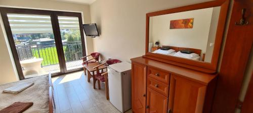 2 twin beds