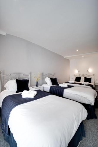 The Beaufort Hotel - image 9