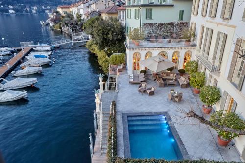 Eight-Bedroom Villa