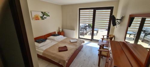 2 twin beds